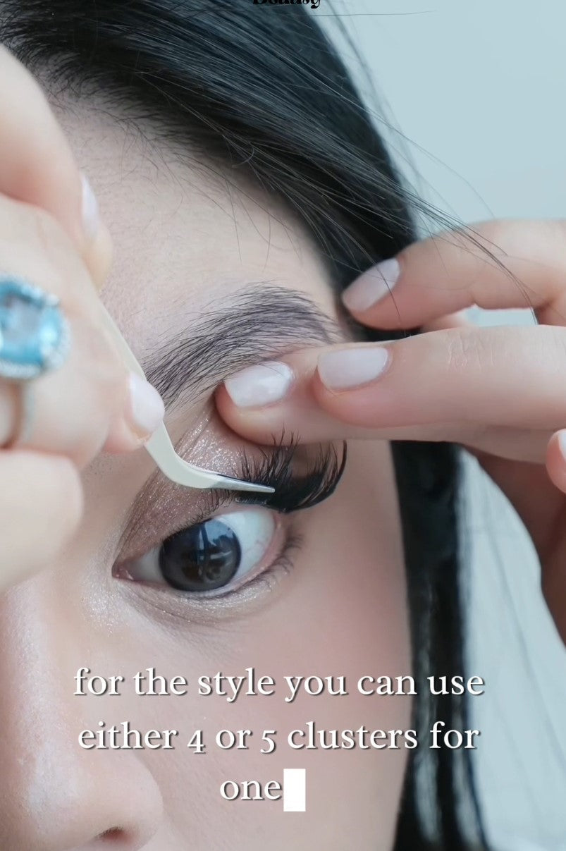 The Lash Revolution: Why All the It Girls Are Switching to Press-On Lashes in 2024