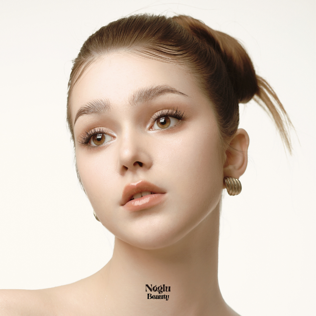 Everyday Elegance Pre-glued Lashes